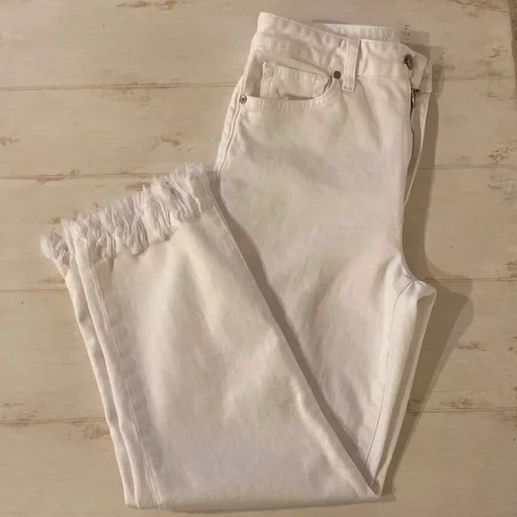 Joe’s Jeans High Rise Frayed Straight Crop - Picture 1 of 6